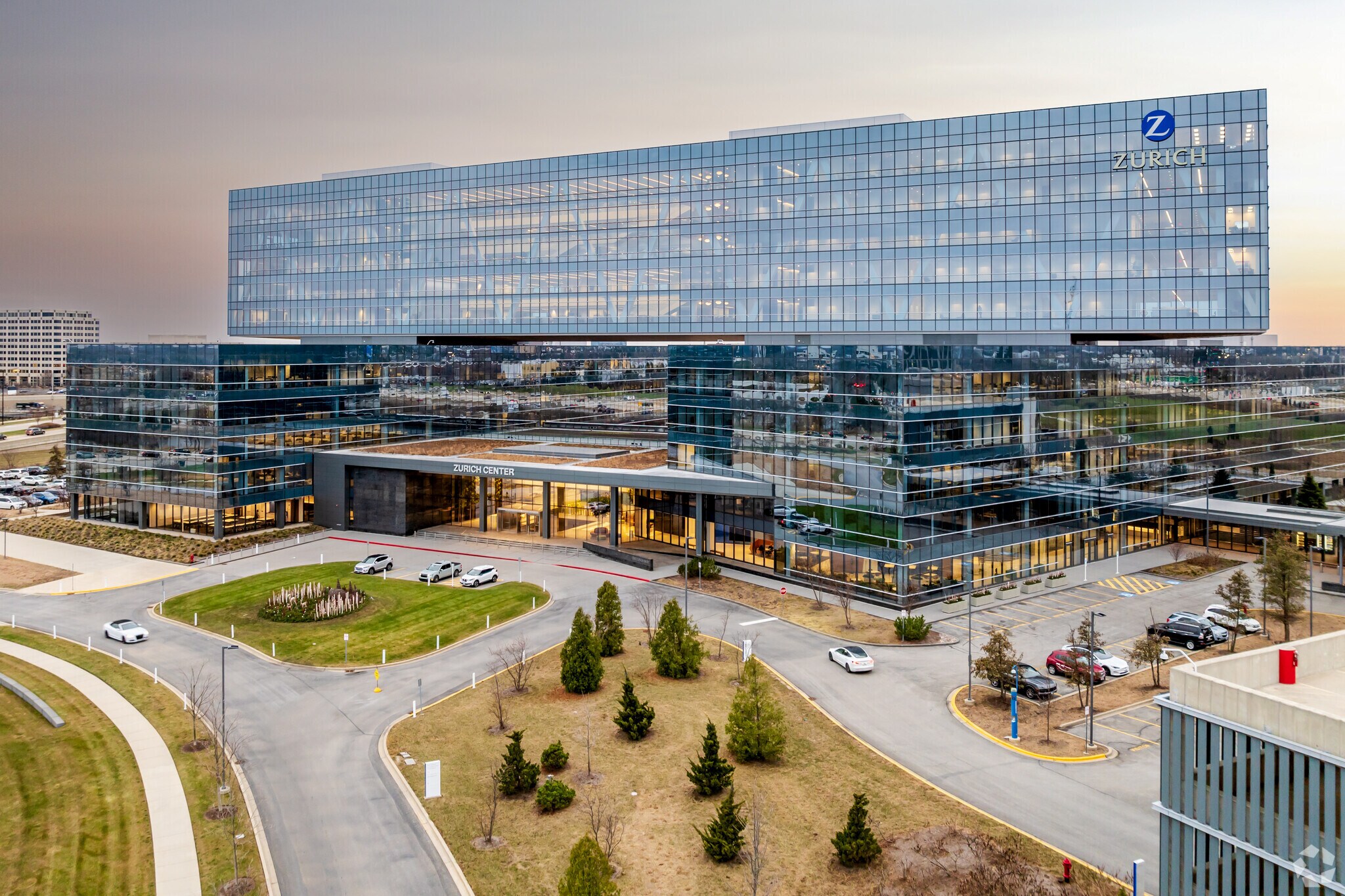 1299 Zurich Way, Schaumburg, IL for sale Primary Photo- Image 1 of 1