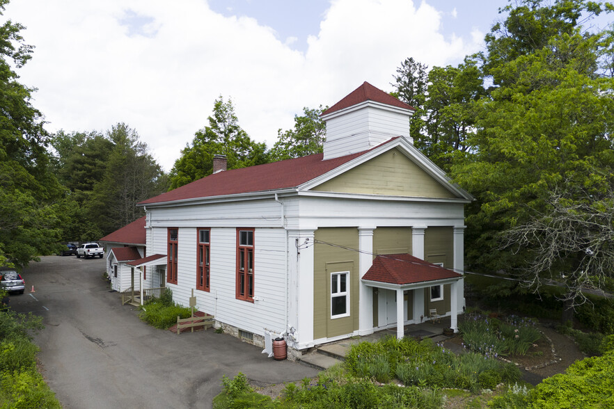 3588 Main St, Stone Ridge, NY for sale - Building Photo - Image 1 of 31