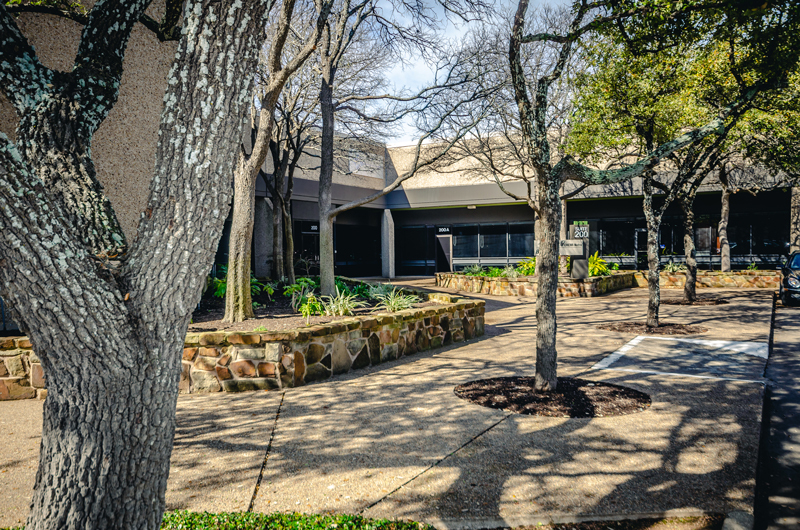 11100 Metric Blvd, Austin, TX for lease - Building Photo - Image 1 of 9