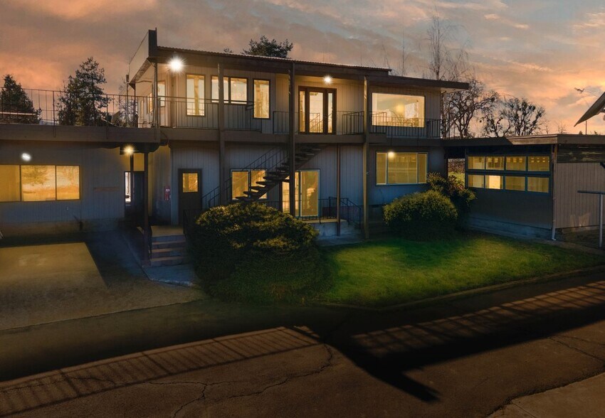 39081 Dexter Rd, Dexter, OR 97431