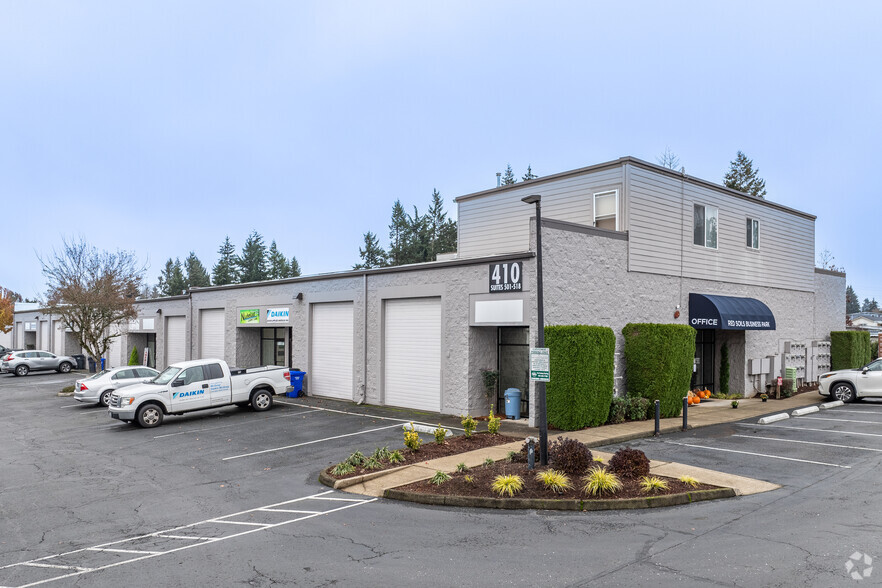 404 Beavercreek Rd, Oregon City, OR for lease - Building Photo - Image 1 of 24