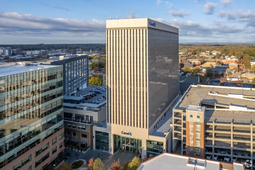 101 N Main St, Greenville, SC for lease - Aerial - Image 2 of 13