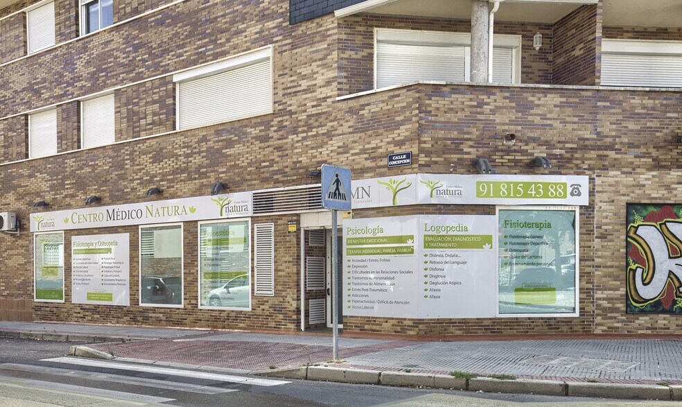 Calle Jaral, 1, Villanueva del Pardillo, Madrid for sale - Building Photo - Image 2 of 25