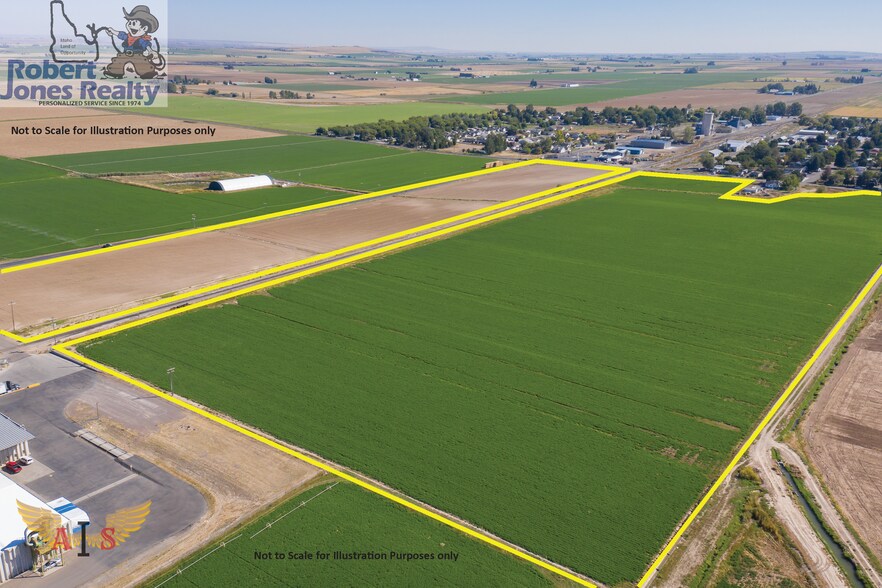 3700 N Hwy 30 3800 E, Hansen, ID 83334