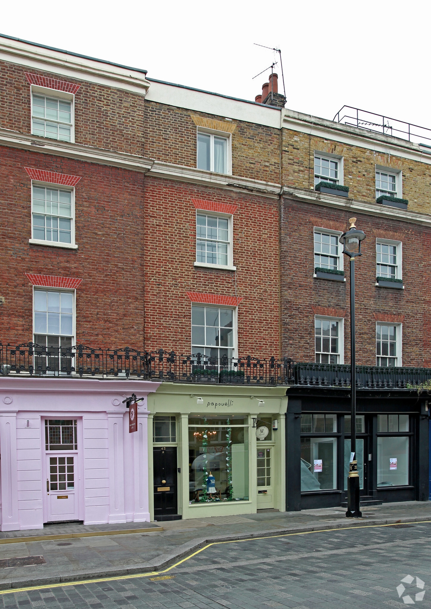 43-43A Elizabeth St, London for sale Primary Photo- Image 1 of 1