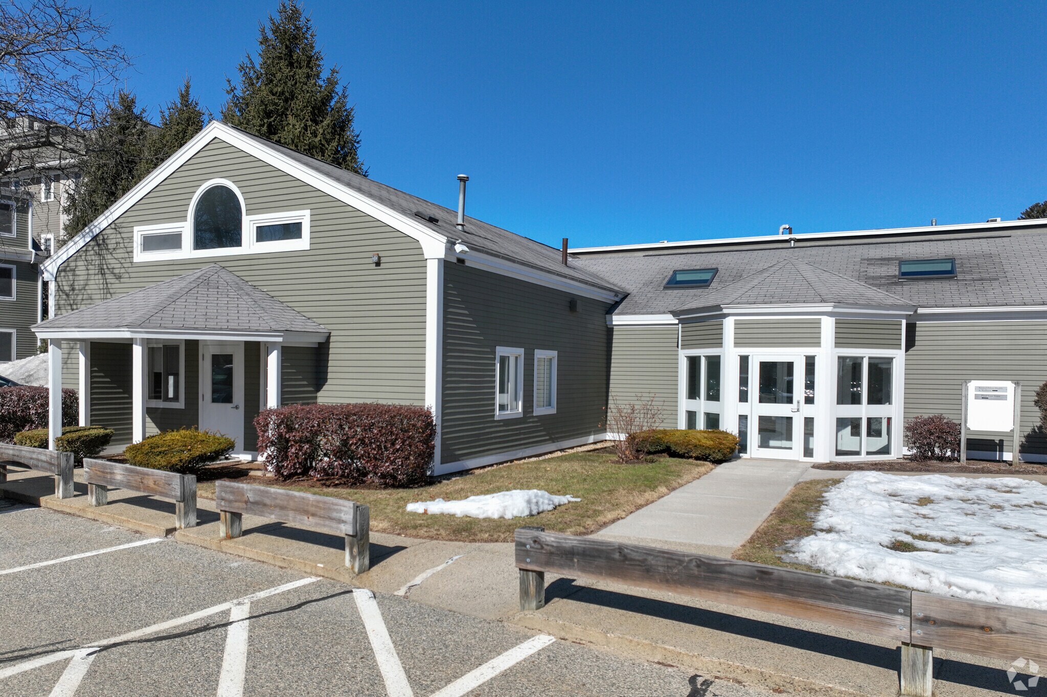 205 Willow St, South Hamilton, MA for lease Primary Photo- Image 1 of 6
