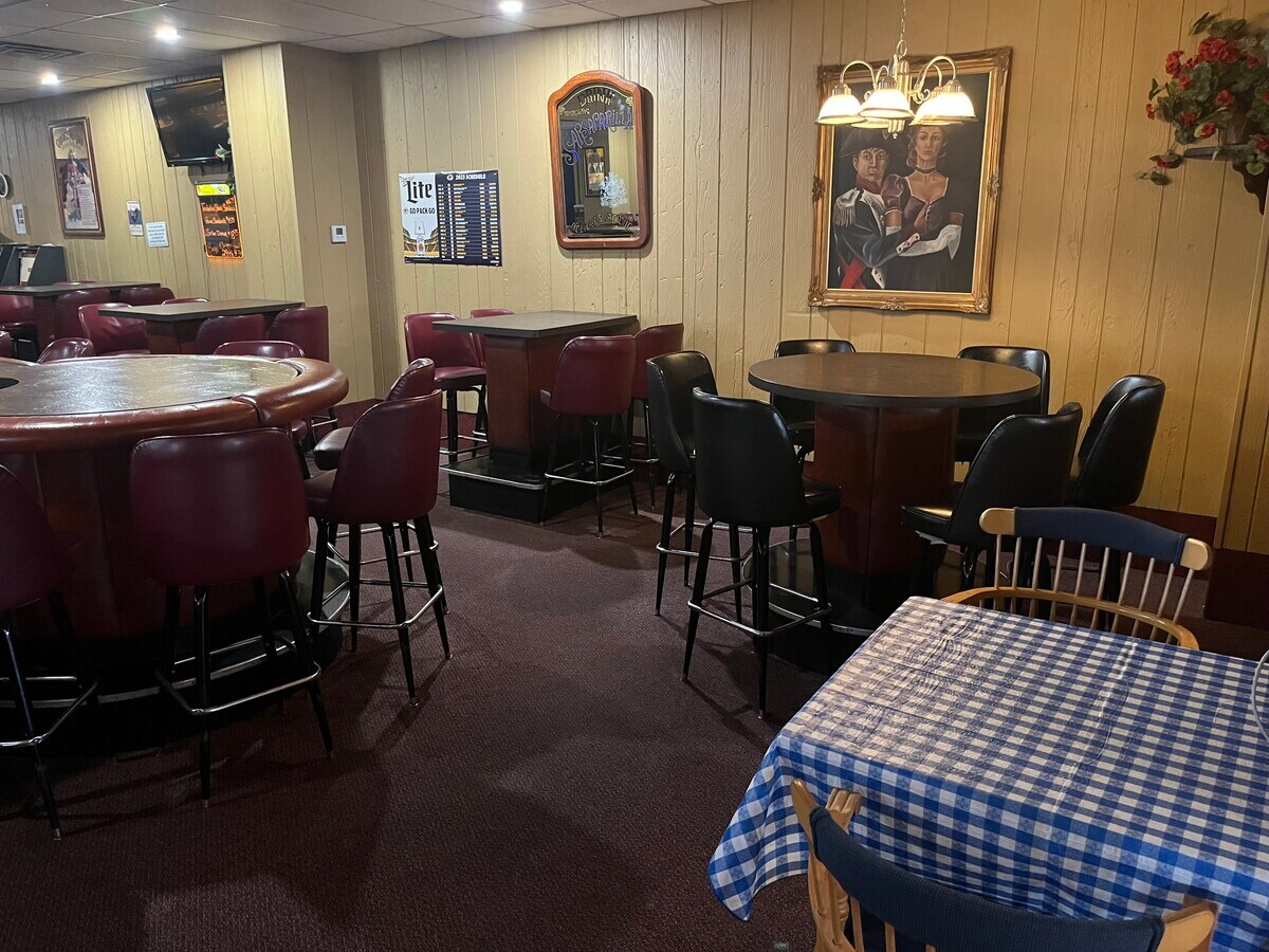 950 W Grand Ave, Wisconsin Rapids, WI 54495 Danny K's Pub & Grill