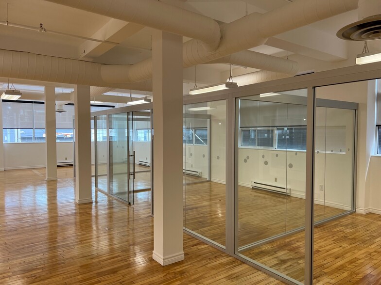 675 King St W, Toronto, ON for lease - Interior Photo - Image 2 of 6