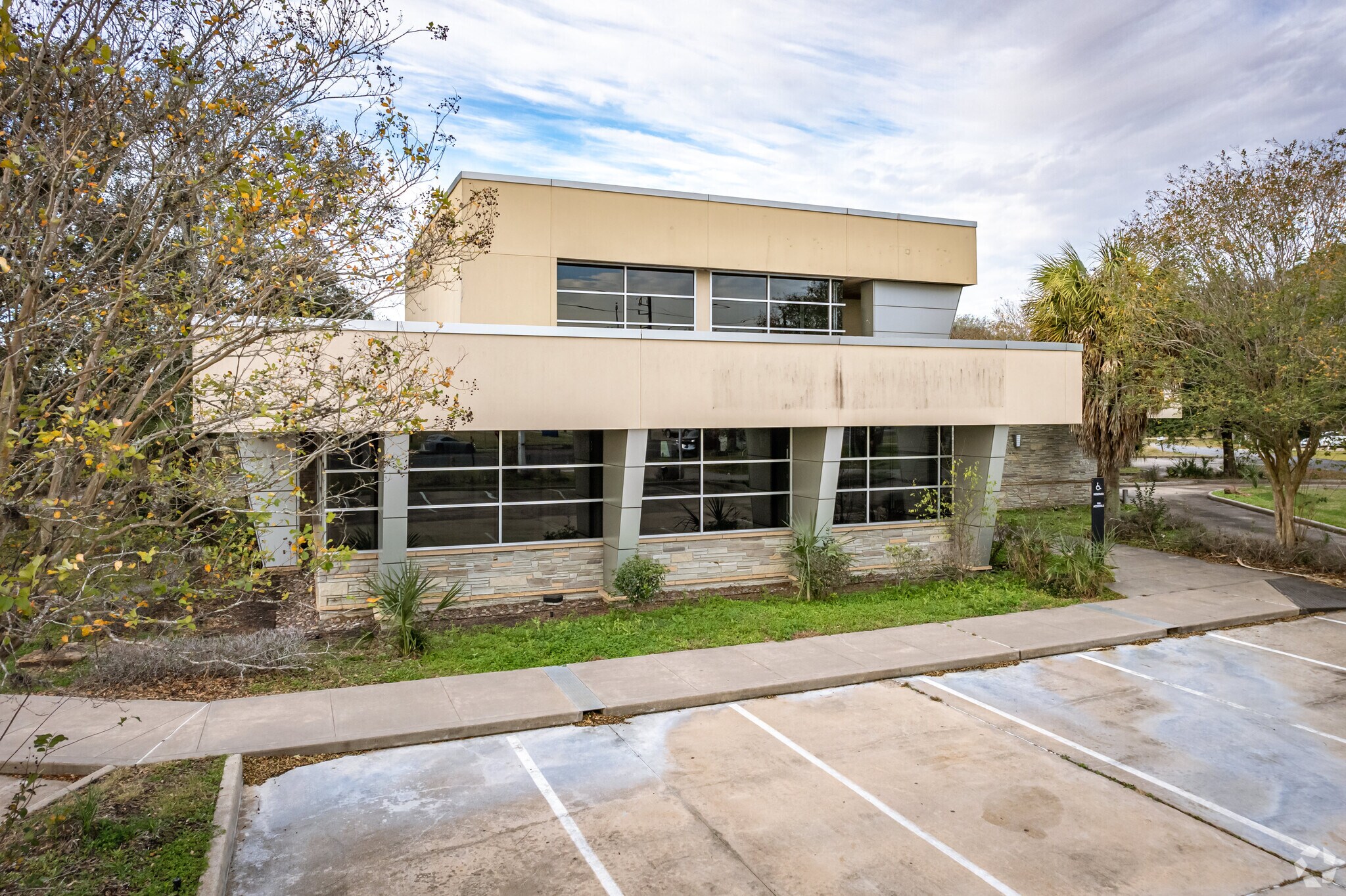 2810 1st St, Rosenberg, TX for sale Primary Photo- Image 1 of 1