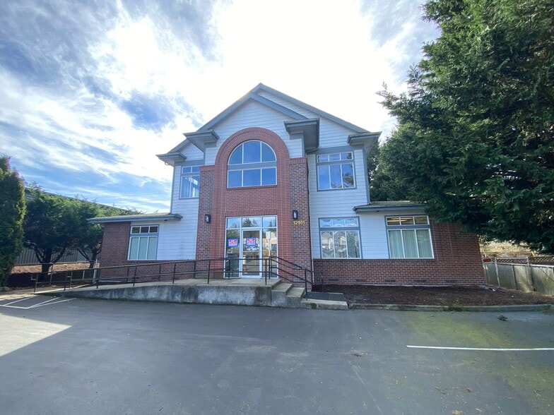 12911 SE Kent Kangley Rd, Kent, WA for lease - Building Photo - Image 1 of 37