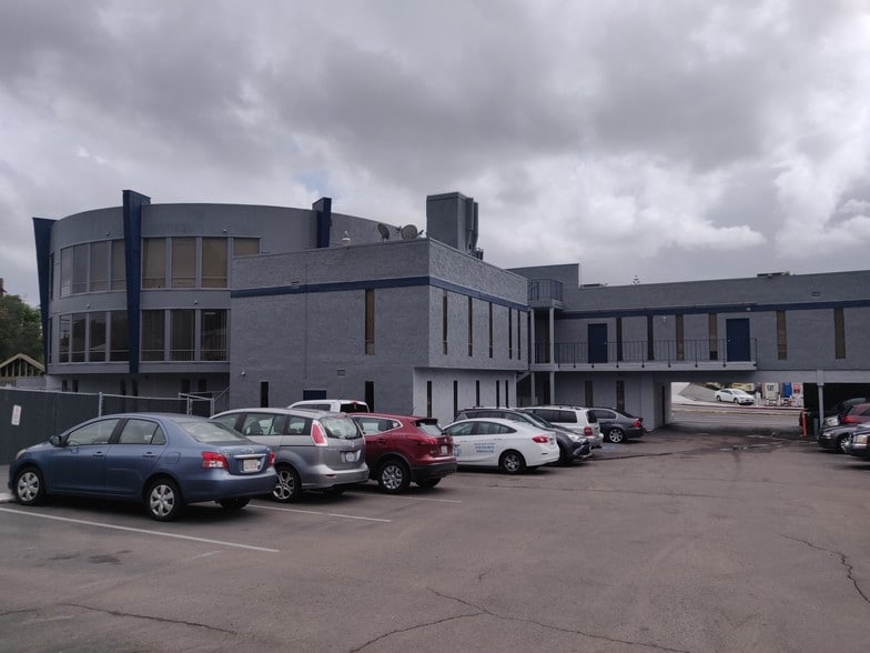 7484 University Ave, La Mesa, CA for lease - Building Photo - Image 2 of 4