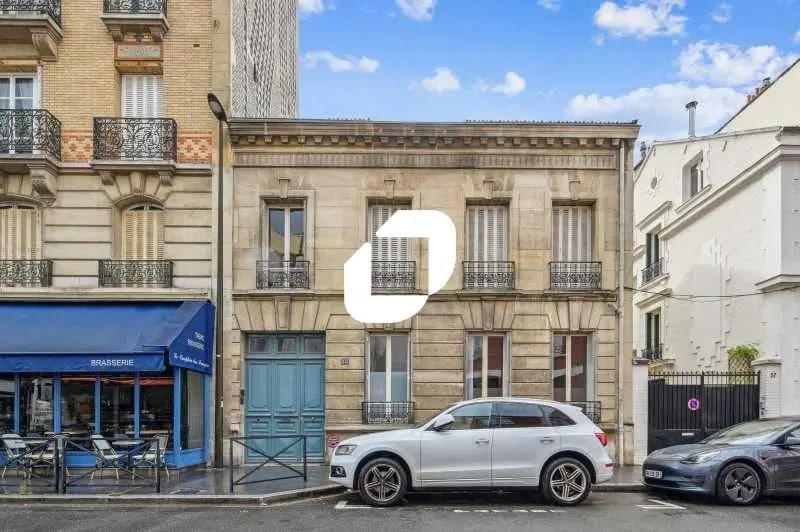 Office in Boulogne-Billancourt for lease - Building Photo - Image 2 of 14