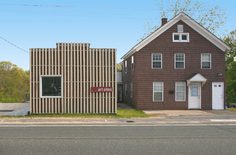 651-659 W Main St, Riverhead, NY for sale - Building Photo - Image 1 of 1