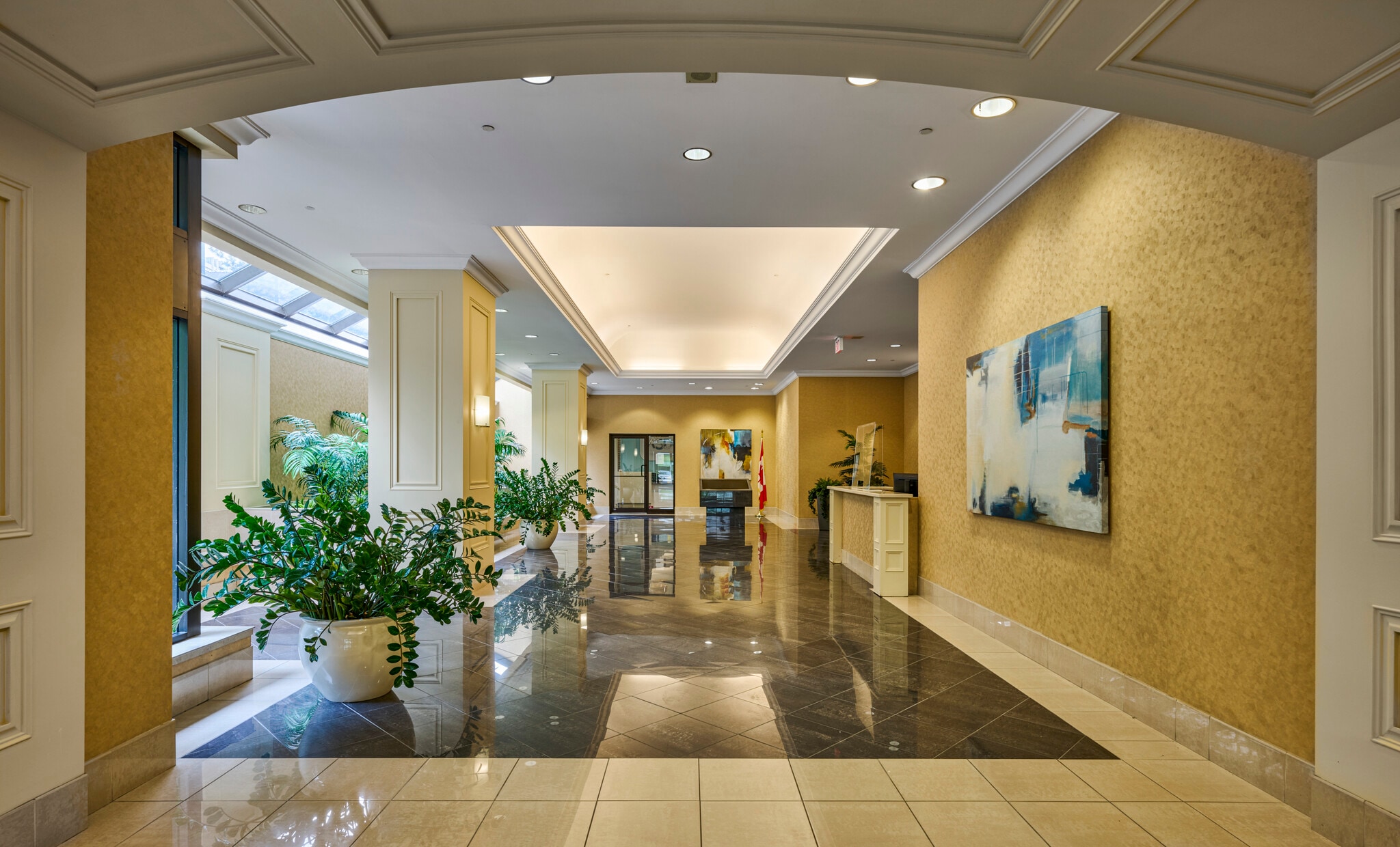 410 Laurier Ave W, Ottawa, ON for lease Interior Photo- Image 1 of 5