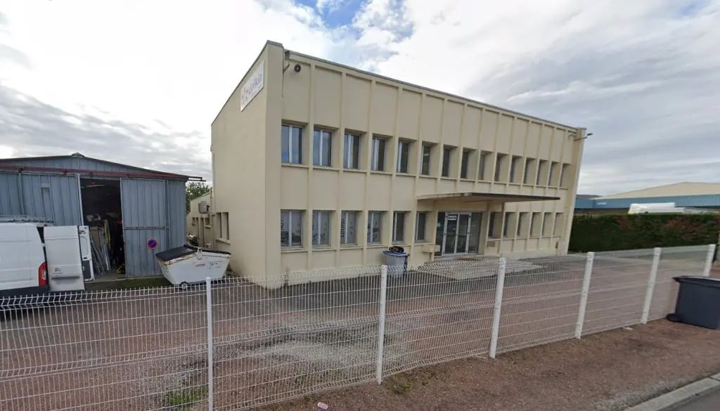Office in Champforgeuil for sale Building Photo- Image 1 of 9