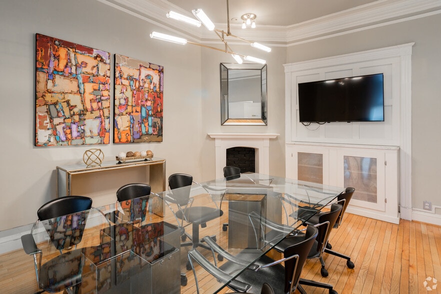 1724 20th St NW, Washington, DC for lease - Building Photo - Image 2 of 17