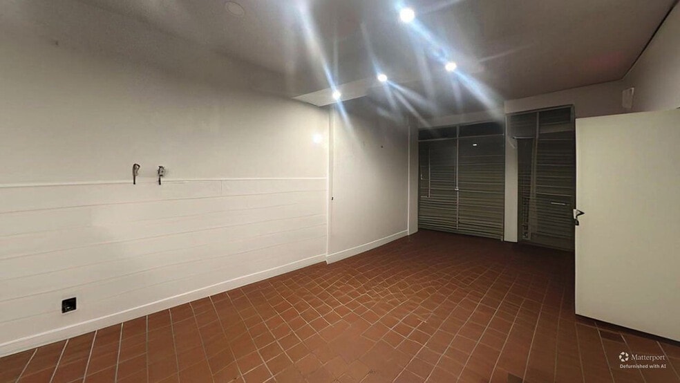 163 Tompkins Ave, Brooklyn, NY for lease - Building Photo - Image 3 of 5