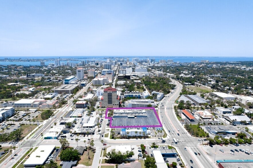 2250 Fruitville Rd, Sarasota, FL for sale - Aerial - Image 3 of 18