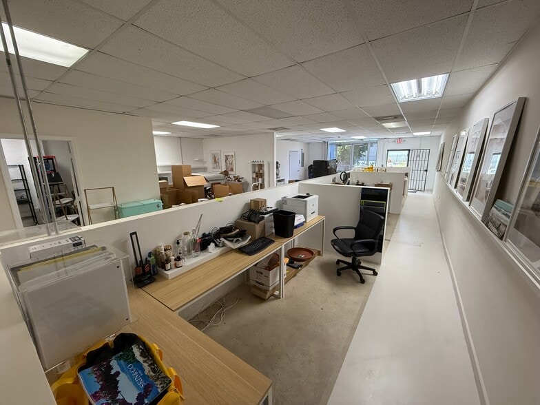 777 NW 28th St, Miami, FL for lease - Interior Photo - Image 2 of 6