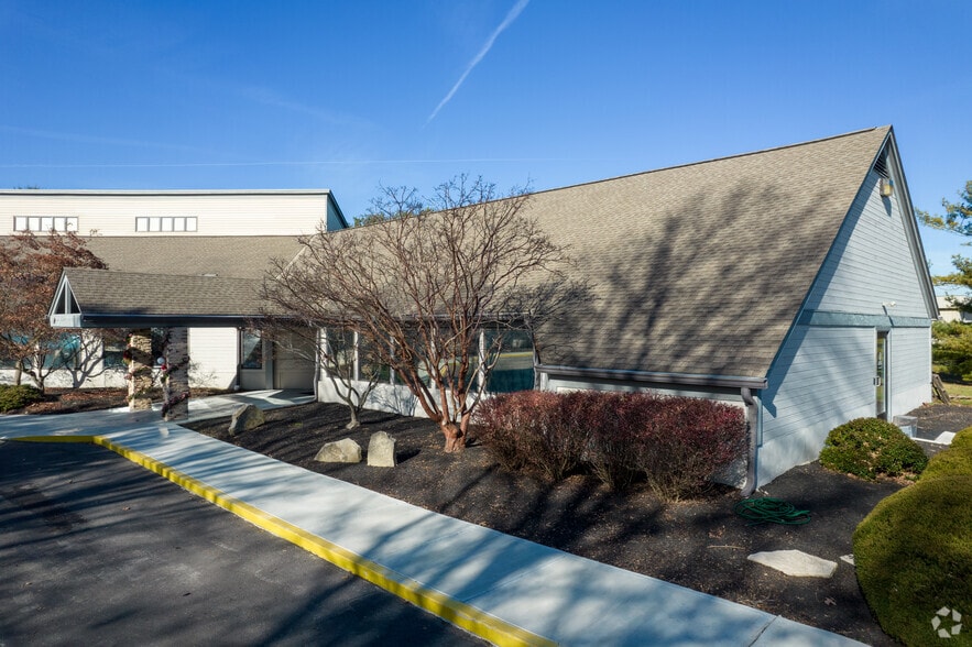 400 Venture Dr, Lewis Center, OH for lease - Building Photo - Image 2 of 12