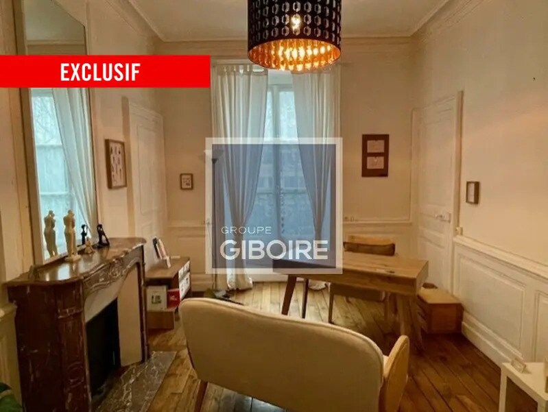 Office in Rennes for sale Interior Photo- Image 1 of 4