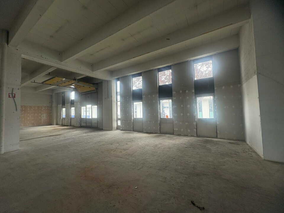 14 Rue De Villeneuve, Rungis for lease Interior Photo- Image 1 of 4