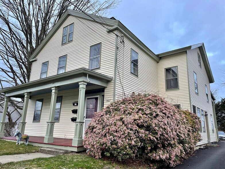 1567 New Haven Ave, Milford, CT 06460 Multifamily for Sale
