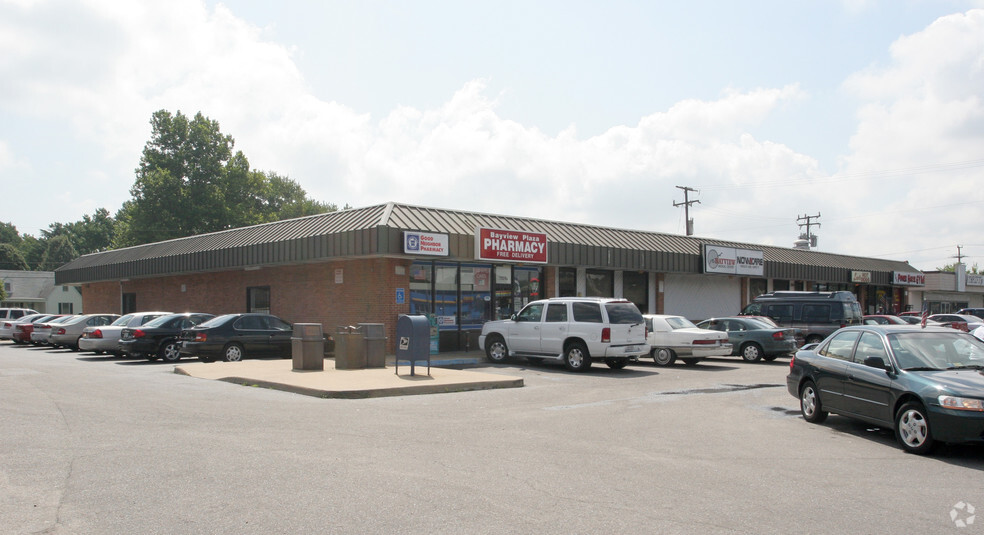 7924-7930 Chesapeake Blvd, Norfolk, VA for lease - Building Photo - Image 3 of 11