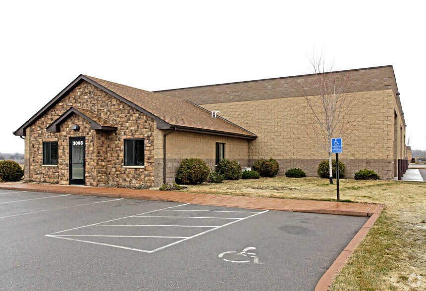 3005-3095 4th Ave E, Shakopee, MN for sale - Primary Photo - Image 1 of 1