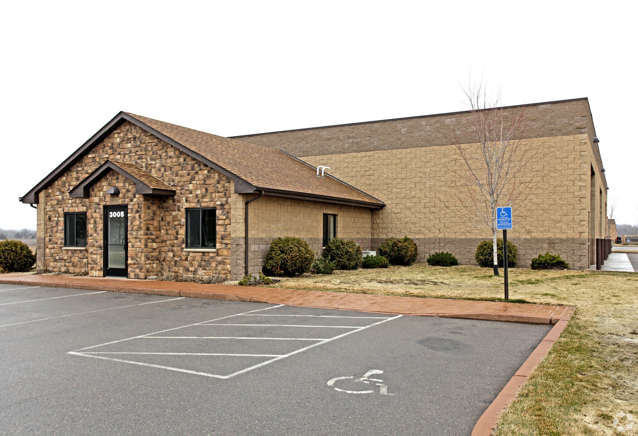 3005-3095 4th Ave E, Shakopee, MN for sale Primary Photo- Image 1 of 1