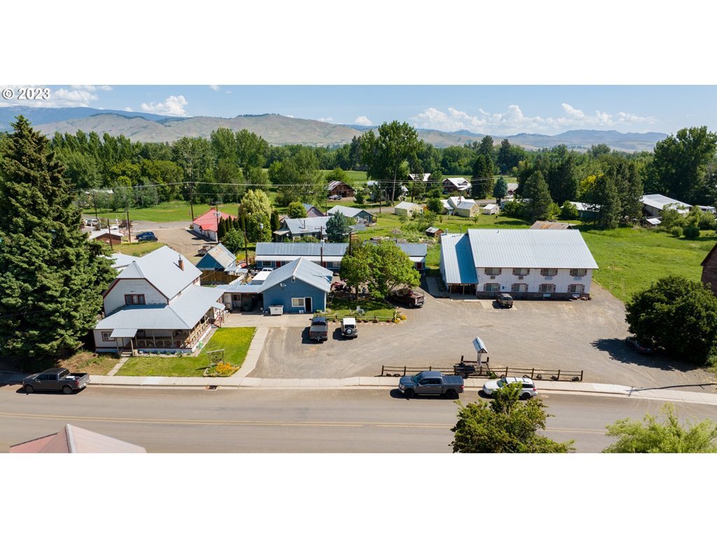 160 S Main St, Halfway, OR for sale Primary Photo- Image 1 of 1
