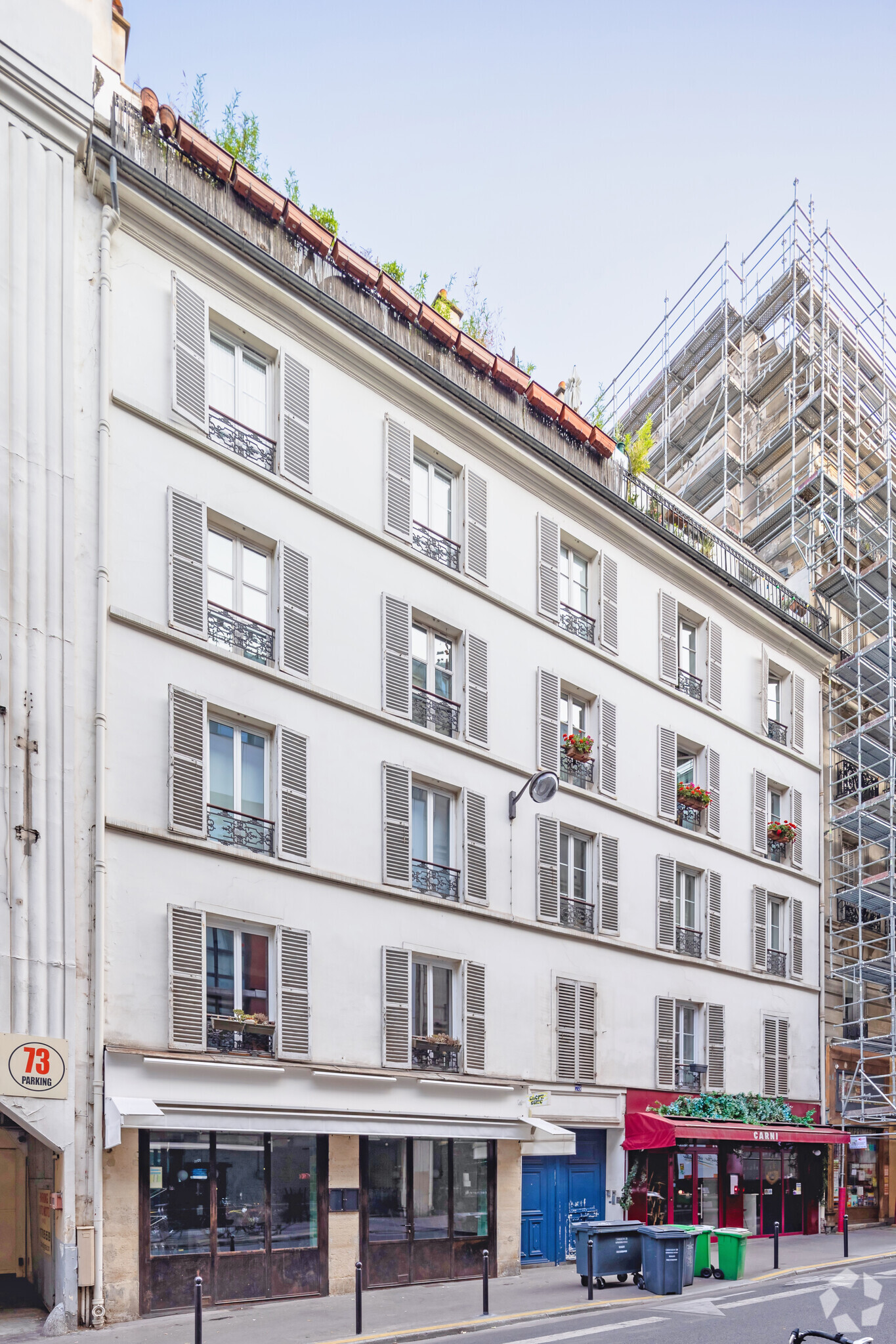 Multifamily in Paris for sale Primary Photo- Image 1 of 2