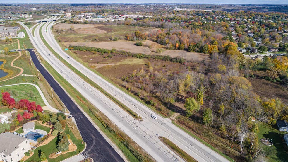 8495 W Loomis Rd, Franklin, WI for sale - Aerial - Image 3 of 7