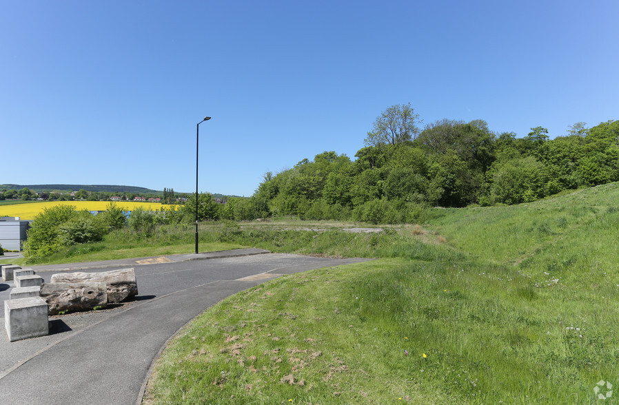 Smithy Wood Dr, Chapeltown for sale - Building Photo - Image 2 of 3