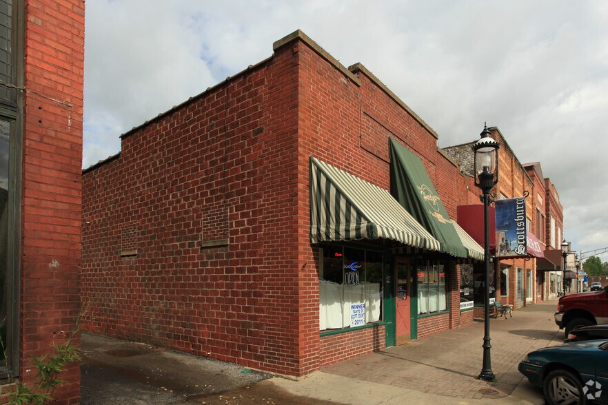 48 S Main St, Scottsburg, IN for sale - Primary Photo - Image 1 of 1