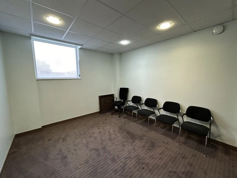 7 Rue De La Poissonnerie, Chartres for lease - Interior Photo - Image 3 of 5