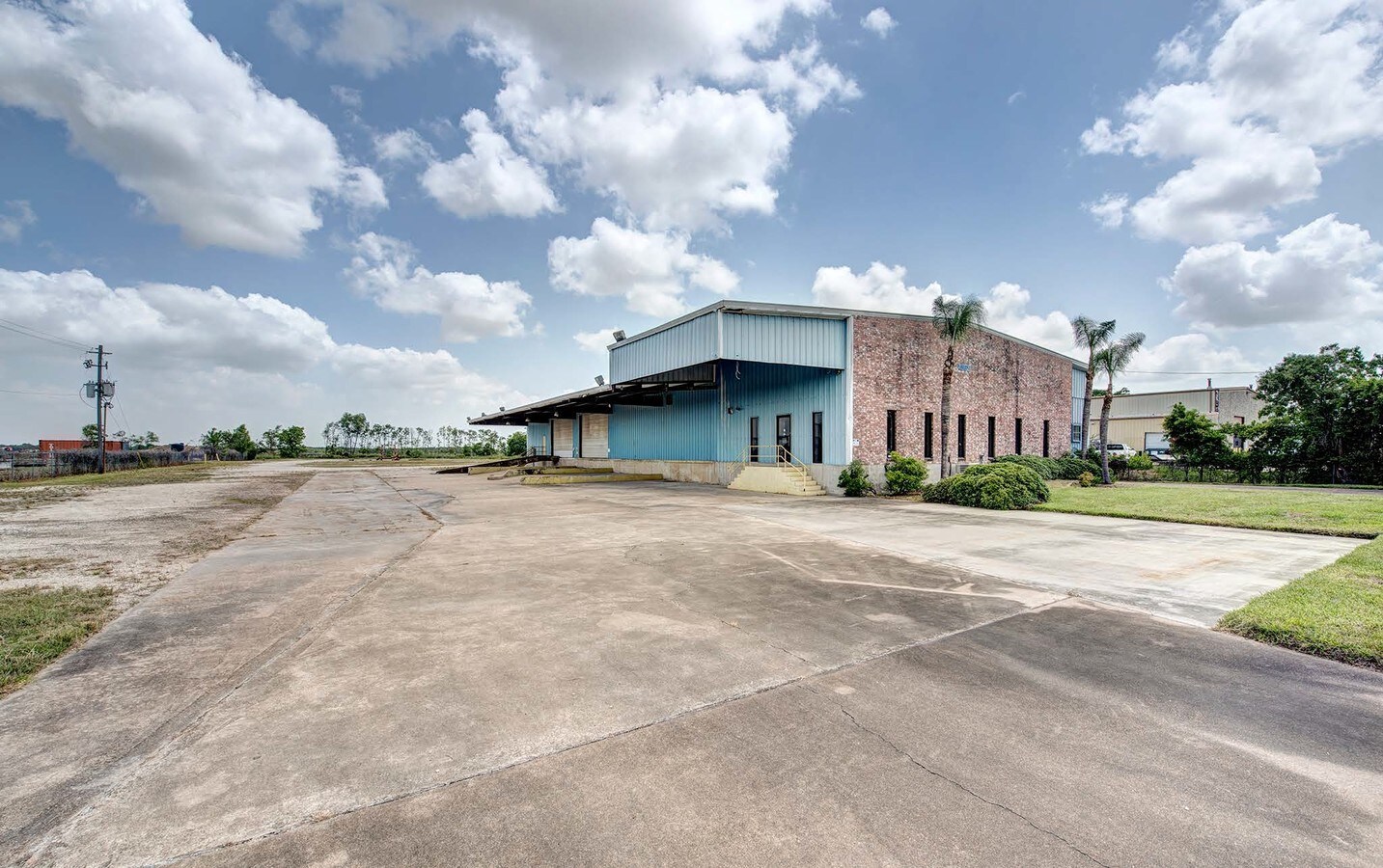 11835 W Fairmont Pky, La Porte, TX 77571