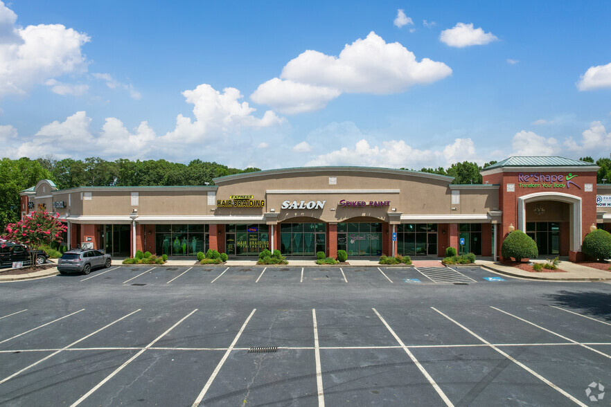 560 Thornton Rd, Lithia Springs, GA for lease - Building Photo - Image 3 of 8