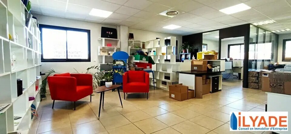 Office in Éguilles for sale - Interior Photo - Image 3 of 10