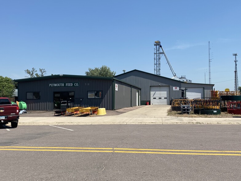 221 Main St, Merrill, IA for sale - Primary Photo - Image 1 of 1