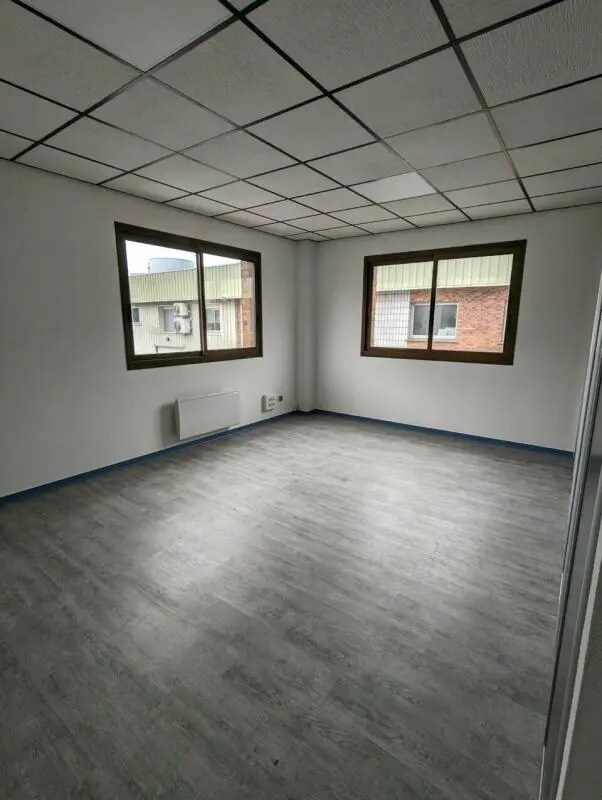 10 Boulevard Louise Michel, Évry-Courcouronnes for lease Interior Photo- Image 1 of 5