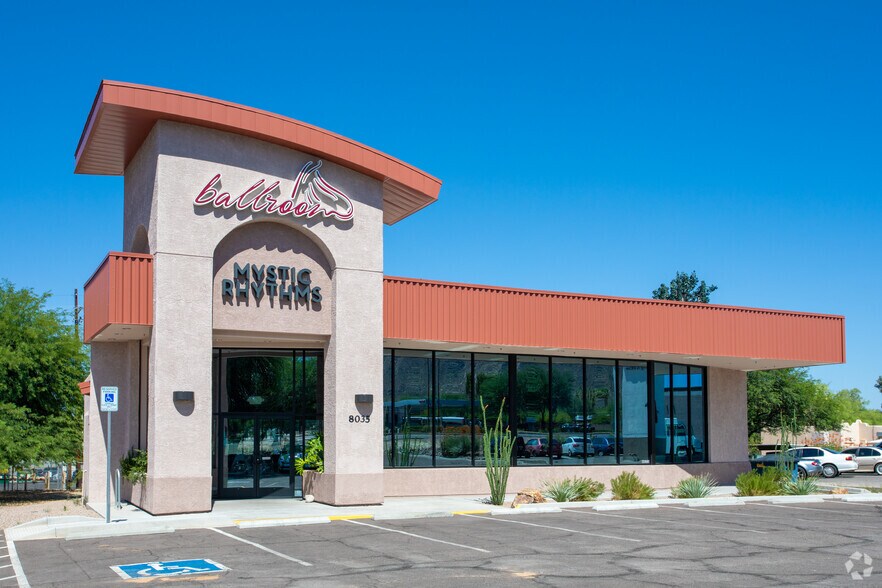 8035 N Oracle Rd, Tucson, AZ 85704