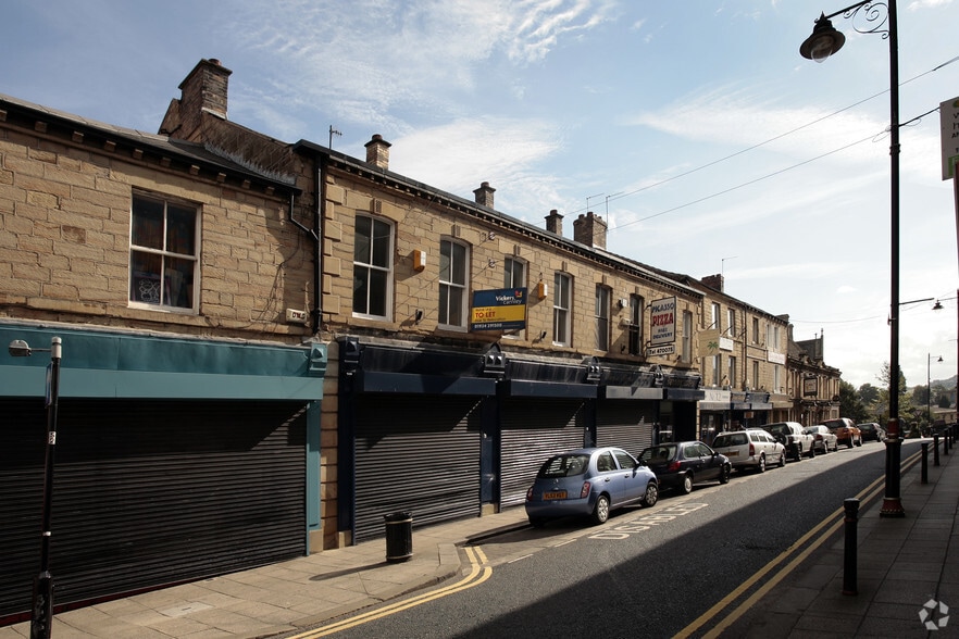 1820 Commercial St, Batley, WYK WF17 5HH