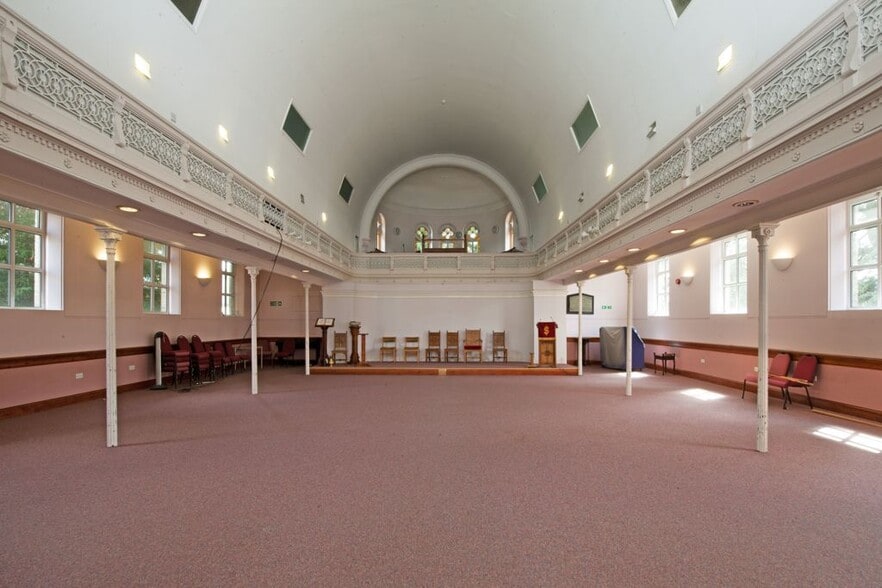 17 New St, Dunmow for sale - Interior Photo - Image 3 of 4