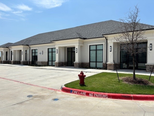 3117 Bailey Dr, Fort Worth, TX for sale - Building Photo - Image 1 of 28