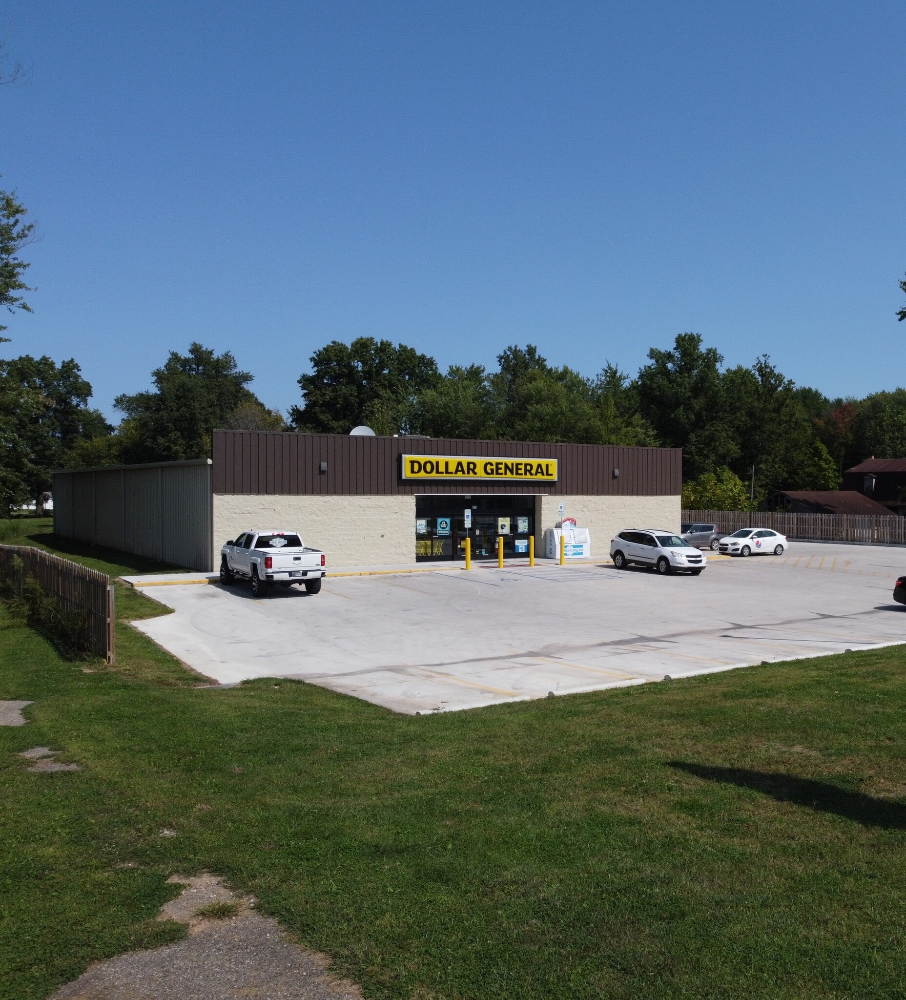 312 E Jackson St, Shelburn, IN for sale Primary Photo- Image 1 of 5