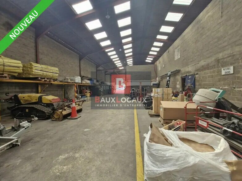 Flex in Châteauneuf-les-Martigues for lease - Building Photo - Image 2 of 10