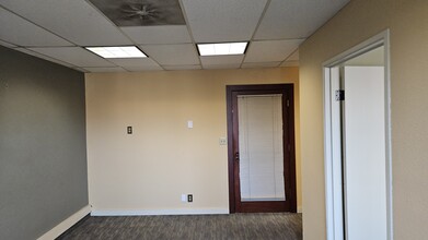 1252-1278 E Colorado Blvd, Pasadena, CA for lease Interior Photo- Image 1 of 4