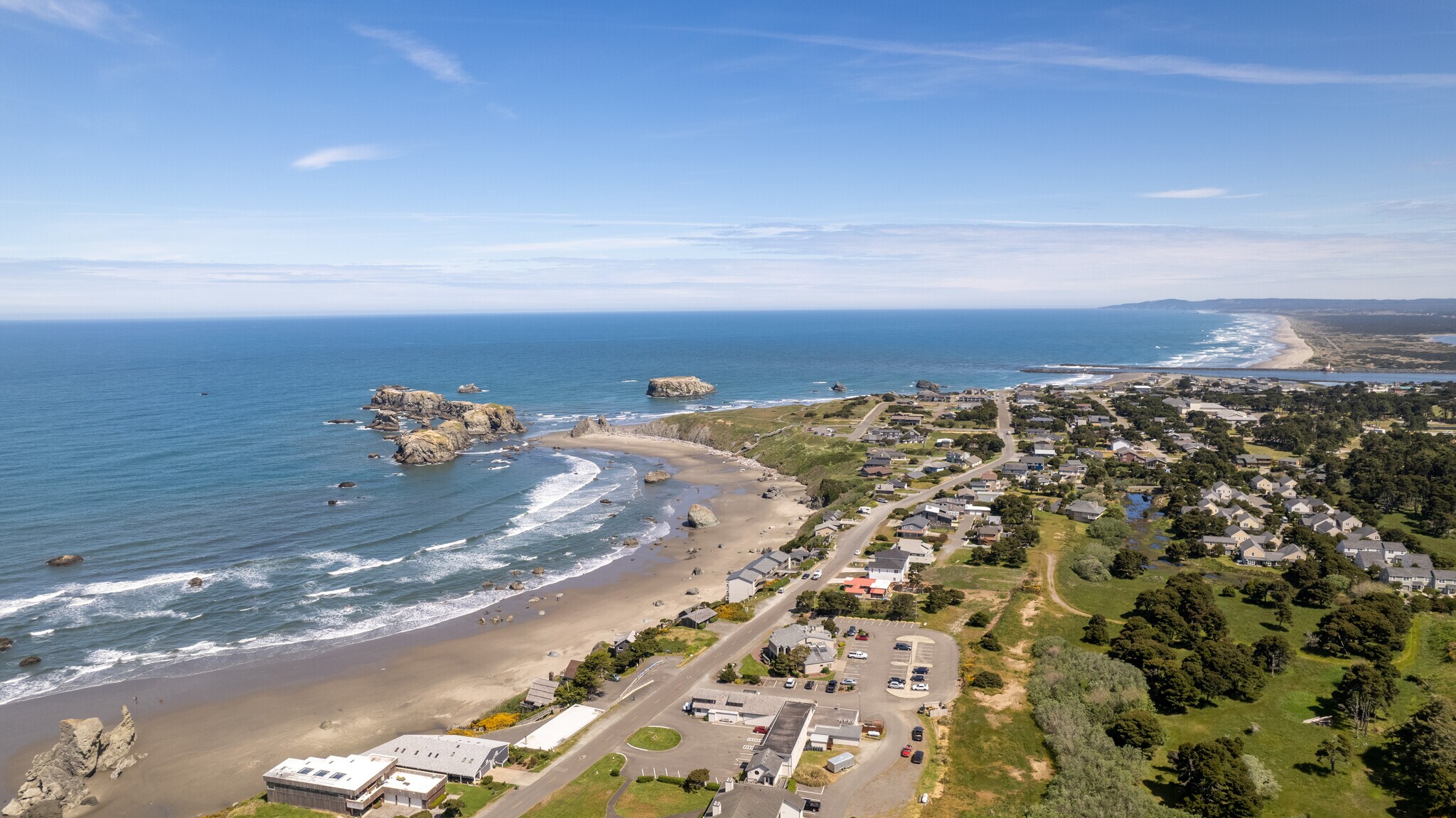 1695 Beach Loop Drive, Bandon, OR 97411 Lord Restaurant