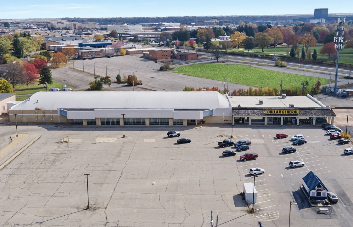 1209 Towanda Ave, Bloomington, IL for sale Building Photo- Image 1 of 14